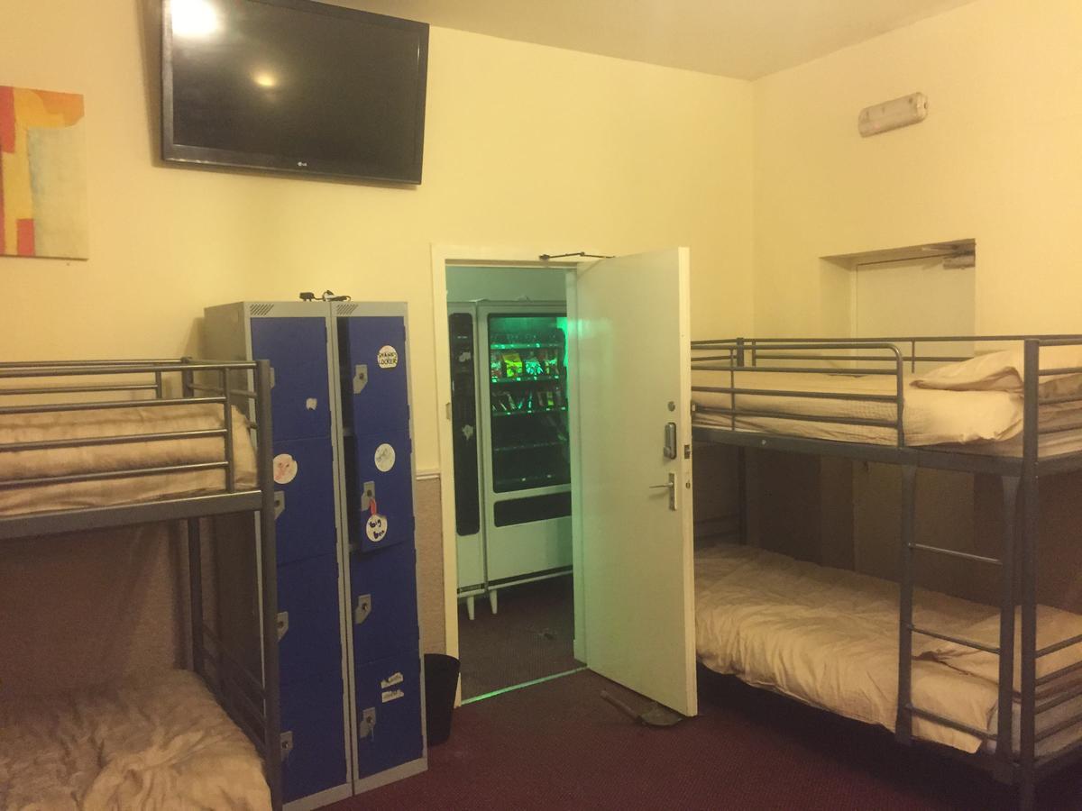 Bobby'S Bunkhouse Hostel EDI Exterior foto